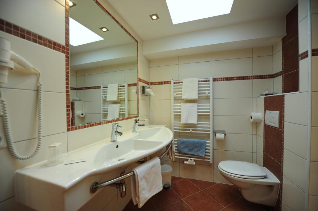 Hotel Toni غالتور المظهر الخارجي الصورة