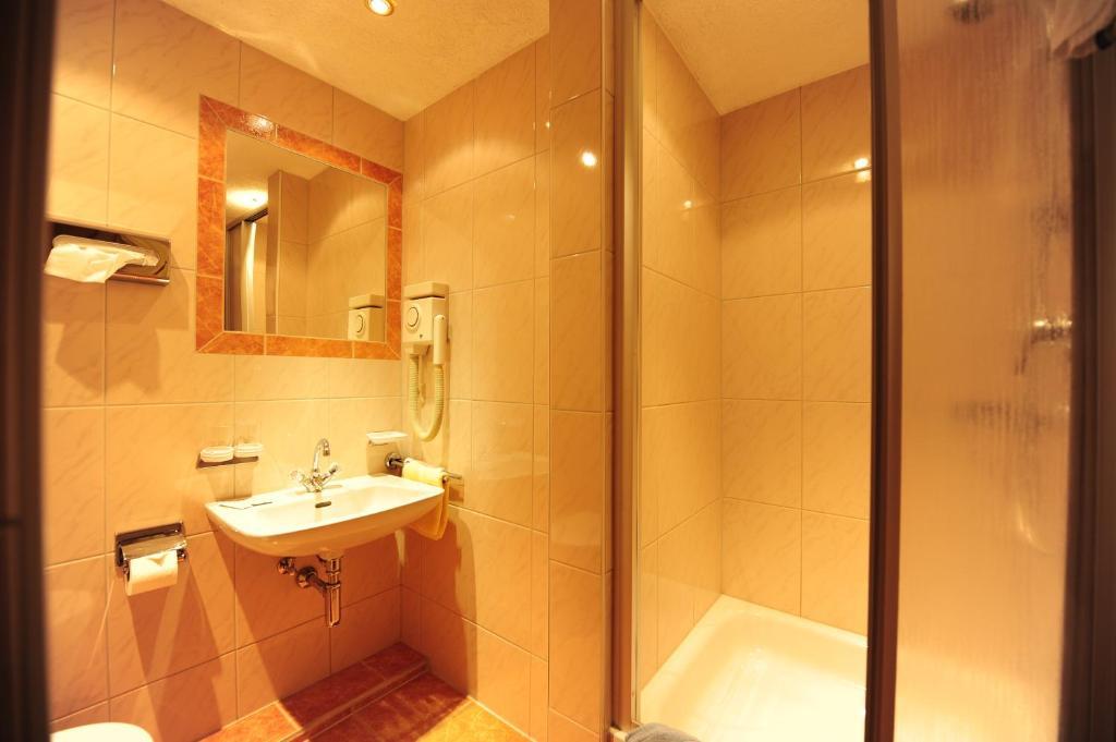 Hotel Toni غالتور الغرفة الصورة